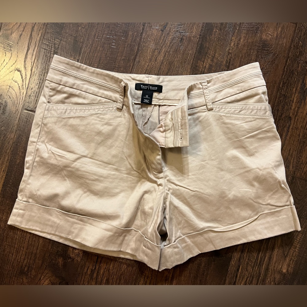 Women’s White House Black Market Shorts Size 12 Khaki